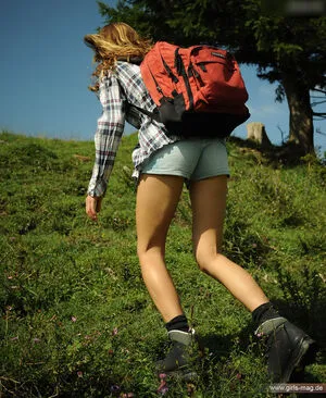 Girls Magazine OnlyFans Leaked Free Thumbnail Picture - #LnVPSwkecF