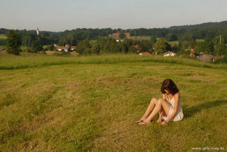 Girls Magazine OnlyFans Leaked Free Thumbnail Picture - #feXDhodvsm