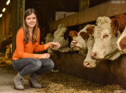 Girls Magazine OnlyFans Leaked Free Thumbnail Picture - #yp13d6BhHO