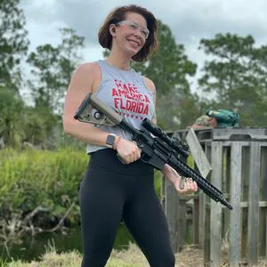 Girls With Guns OnlyFans Leaked Free Thumbnail Picture - #ASZFnggdxA