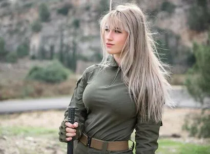 Girls With Guns OnlyFans Leaked Free Thumbnail Picture - #EbThJWnrvZ