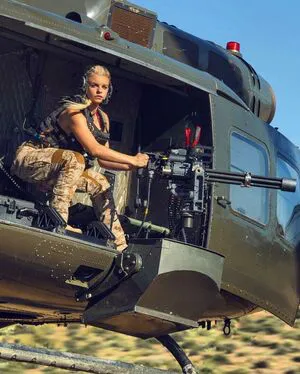 Girls With Guns OnlyFans Leaked Free Thumbnail Picture - #KLEVkIHcDF