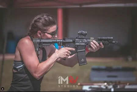 Girls With Guns OnlyFans Leaked Free Thumbnail Picture - #Wx3fAJGXWG