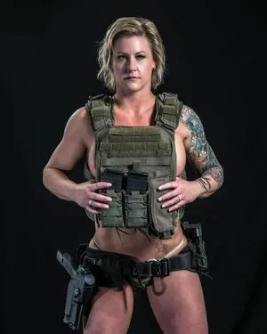 Girls With Guns OnlyFans Leaked Free Thumbnail Picture - #cUia5meXCD
