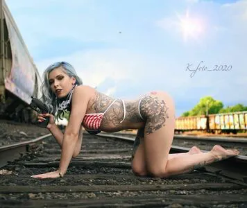 Girls With Guns OnlyFans Leaked Free Thumbnail Picture - #h2CaSlqXbO