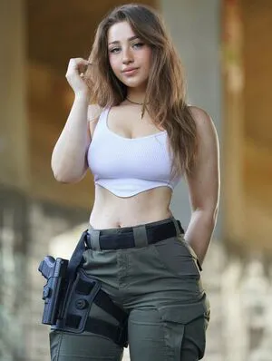 Girls With Guns OnlyFans Leaked Free Thumbnail Picture - #i753sWfleG