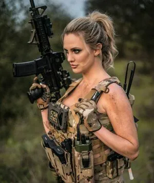 Girls With Guns OnlyFans Leaked Free Thumbnail Picture - #t5jaTI2AUr