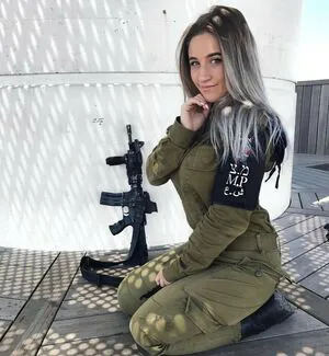 Girls With Guns OnlyFans Leaked Free Thumbnail Picture - #tX2zO4spzB
