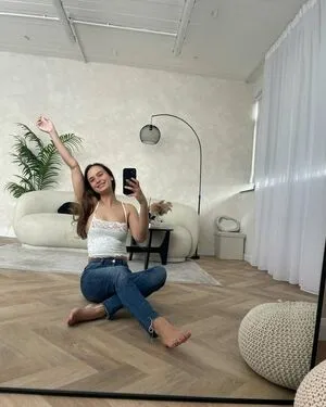 Girlwithherbow02 OnlyFans Leaked Free Thumbnail Picture - #q2tFr69fjX