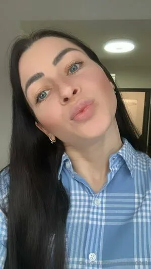 Girlyours001 OnlyFans Leaked Free Thumbnail Picture - #0m7pkXV6gh