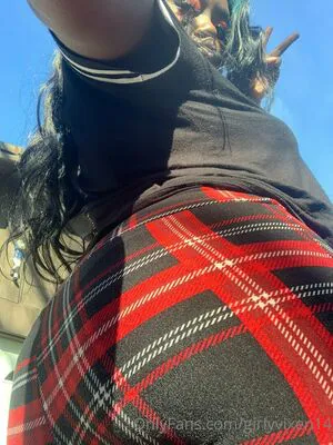 Girlyvixxxen OnlyFans Leaked Free Thumbnail Picture - #4Hp7GLT68A