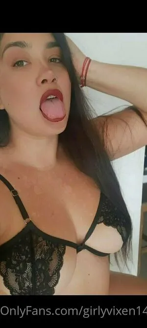 Girlyvixxxen OnlyFans Leaked Free Thumbnail Picture - #KYYxCBeLSe