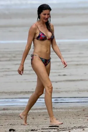 Gisele Bndchen OnlyFans Leaked Free Thumbnail Picture - #8LYYfvkPUu