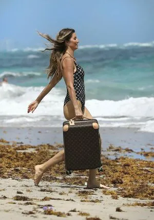 Gisele Bundchen OnlyFans Leaked Free Thumbnail Picture - #AvfHQ7e9iv