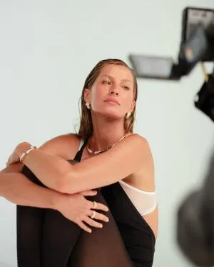 Gisele Bundchen OnlyFans Leaked Free Thumbnail Picture - #DX1nKAtbkC