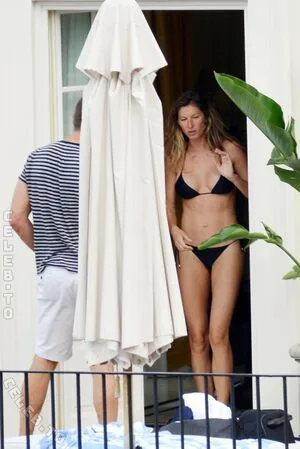 Gisele Bundchen OnlyFans Leaked Free Thumbnail Picture - #pV6aEP24it
