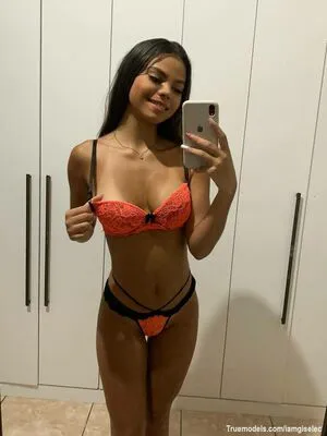 Gisele C OnlyFans Leaked Free Thumbnail Picture - #xKTwWltxjk