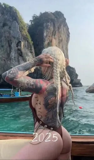 Giu Hellsing OnlyFans Leaked Free Thumbnail Picture - #9Kw7IBQVVp