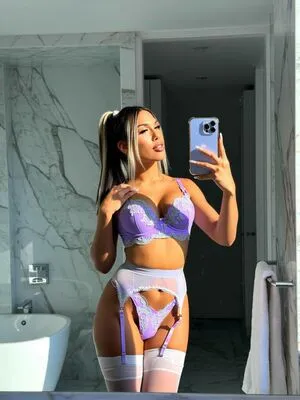 Giuli Turns OnlyFans Leaked Free Thumbnail Picture - #vxlsh9bfp0