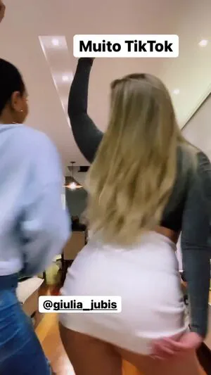 Giulia Porto OnlyFans Leaked Free Thumbnail Picture - #n16UY9ZSKg