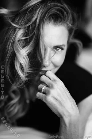 Giulia Siegel OnlyFans Leaked Free Thumbnail Picture - #eRDREc6ezf