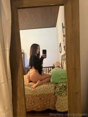 Giuliaaloii OnlyFans Leaked Free Thumbnail Picture - #UiHzohT989