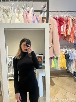 Giulie Tte OnlyFans Leaked Free Thumbnail Picture - #EPPeDsluoD