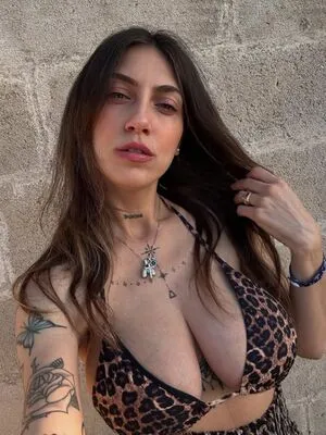 Giulie Tte OnlyFans Leaked Free Thumbnail Picture - #pAUpsSNPOK