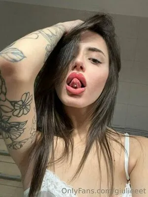 Giulieeet OnlyFans Leaked Free Thumbnail Picture - #zkm1CQRGoX