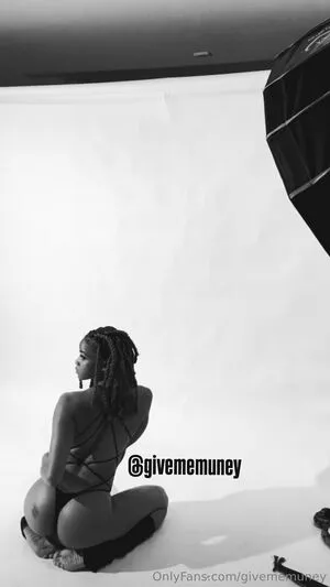 Givememuney OnlyFans Leaked Free Thumbnail Picture - #VVp3OQ343U