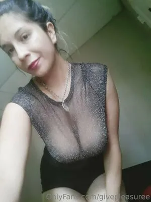 Givepleasuree OnlyFans Leaked Free Thumbnail Picture - #leoSO8JvgW