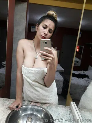 Givepleasuree OnlyFans Leaked Free Thumbnail Picture - #xnEwToa2Bg
