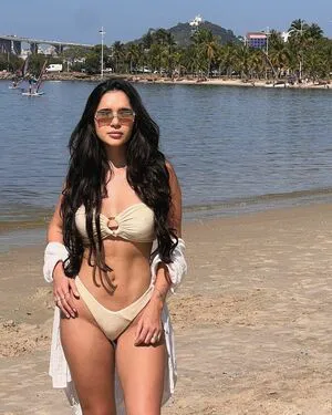 Gizelly Bicalho OnlyFans Leaked Free Thumbnail Picture - #eTYw0SKmua