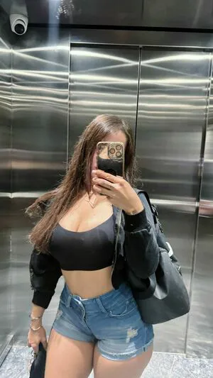 gizemsavagex OnlyFans Leaked Free Thumbnail Picture - #8CHHEN8LAu