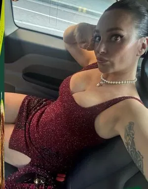 Gizzi Erskine OnlyFans Leaked Free Thumbnail Picture - #04cbGlH130