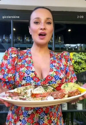 Gizzi Erskine OnlyFans Leaked Free Thumbnail Picture - #5ysPgrbgP6