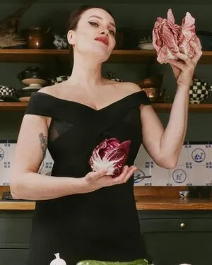 Gizzi Erskine OnlyFans Leaked Free Thumbnail Picture - #T0kkOt4Kl2