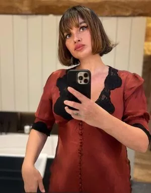 Gizzi Erskine OnlyFans Leaked Free Thumbnail Picture - #XFLHuBBx0F