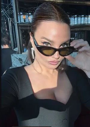 Gizzi Erskine OnlyFans Leaked Free Thumbnail Picture - #sCZeZ9nUm0