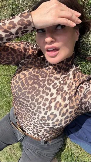Gizzi Erskine OnlyFans Leaked Free Thumbnail Picture - #v0fKUw2DqD