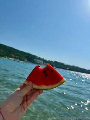 Glaciagold OnlyFans Leaked Free Thumbnail Picture - #uF7ZD9MPMU