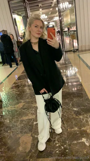 Glaciagold OnlyFans Leaked Free Thumbnail Picture - #4H8lx9V2U5