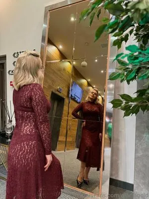 Glaciagold OnlyFans Leaked Free Thumbnail Picture - #WOPnga8A30