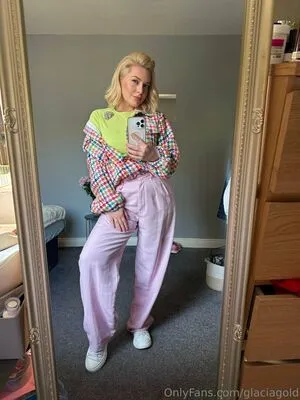 Glaciagold OnlyFans Leaked Free Thumbnail Picture - #hvjD4Xo7Do