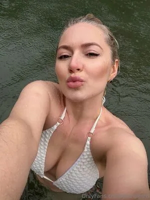 Glaciagold OnlyFans Leaked Free Thumbnail Picture - #mpzLzasQ8l