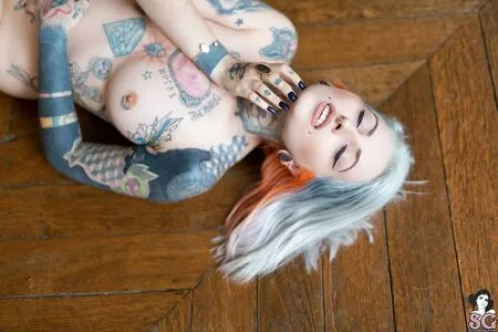 Gladycesuicide OnlyFans Leaked Free Thumbnail Picture - #7xMrPQVzlI