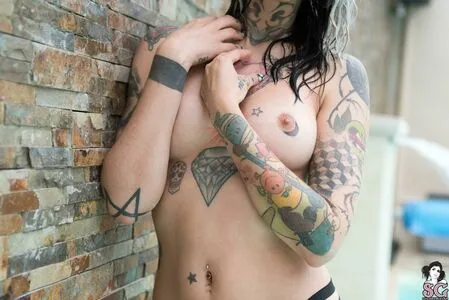 Gladycesuicide OnlyFans Leaked Free Thumbnail Picture - #8yf8FB5q2y
