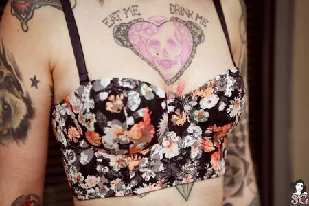 Gladycesuicide OnlyFans Leaked Free Thumbnail Picture - #DWzPH3KTLA