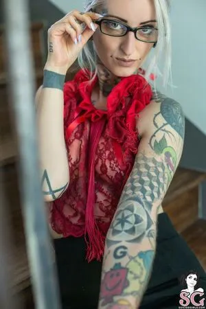 Gladycesuicide OnlyFans Leaked Free Thumbnail Picture - #wIMf5qNXay