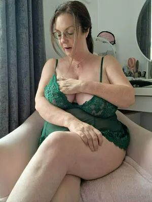 Glamgran56 OnlyFans Leaked Free Thumbnail Picture - #m8GWHiu337